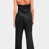 Pilarica Conjunto Plisado con Top Asimétrico Halter y Pantalón Fluido