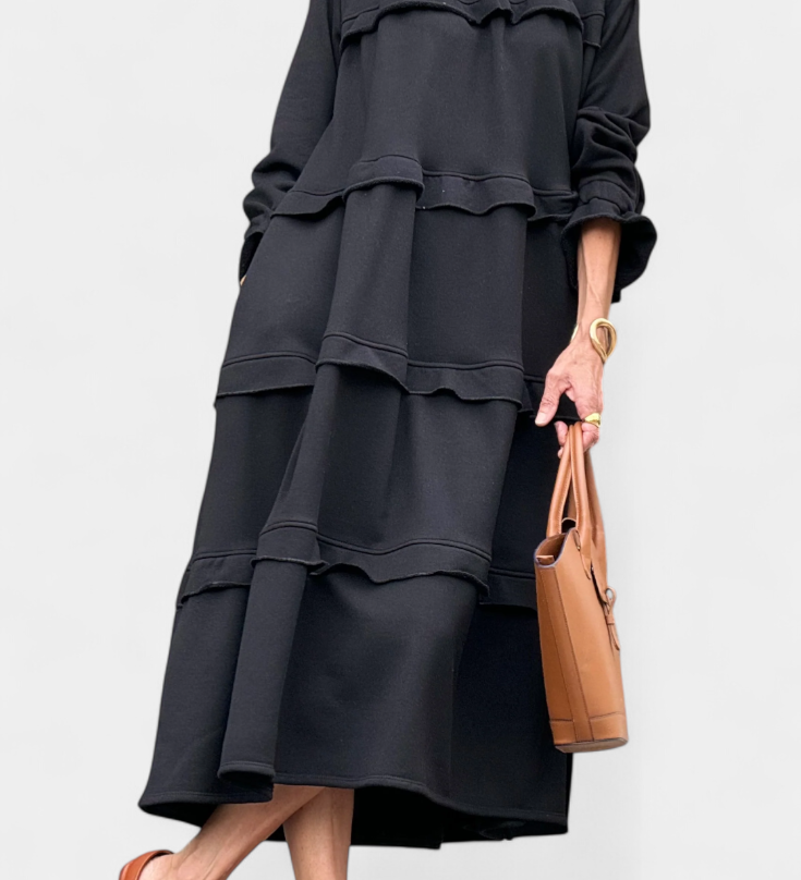 Jada Vestido Sudadera con Volantes y Silueta Casual-Chic