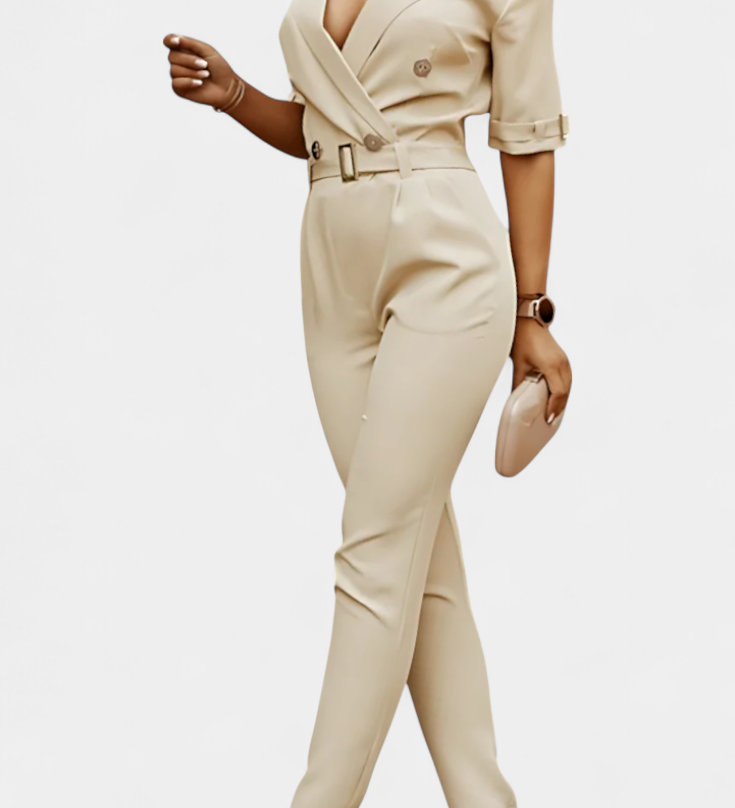 Vivienne Mono con Elegancia Sin Esfuerzo