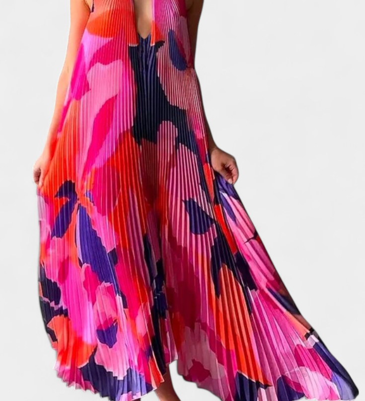Giselle Vestido Largo Plisado con Escote Halter y Movimiento Elegante